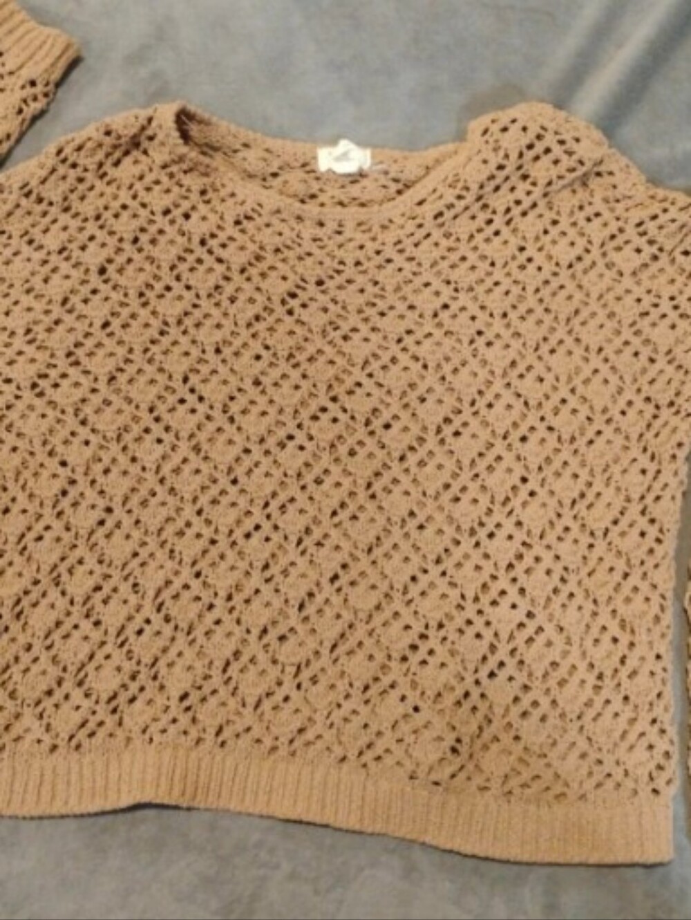 Artelier Nicole Miller Open Knit Crochet Pullover Sweater Tan - L
